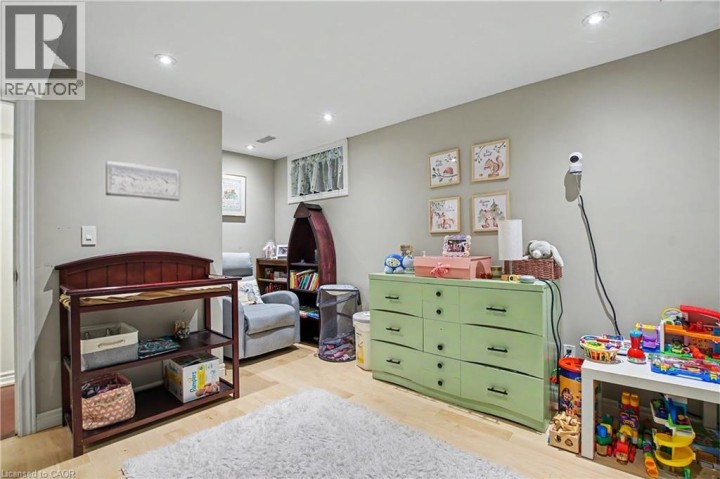 Photo 21 at 241 Guelph Avenue, Blackbridge / Fisher Mills / Glenchristie / Hagey / Silver Heights, Cambridge
