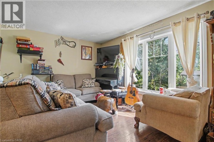 Photo 26 at 241 Guelph Avenue, Blackbridge / Fisher Mills / Glenchristie / Hagey / Silver Heights, Cambridge