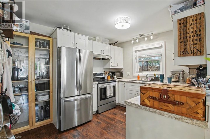 Photo 29 at 241 Guelph Avenue, Blackbridge / Fisher Mills / Glenchristie / Hagey / Silver Heights, Cambridge