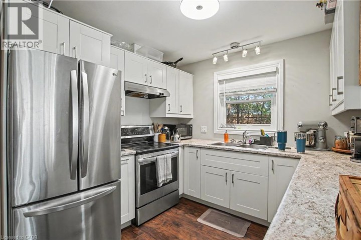 Photo 30 at 241 Guelph Avenue, Blackbridge / Fisher Mills / Glenchristie / Hagey / Silver Heights, Cambridge