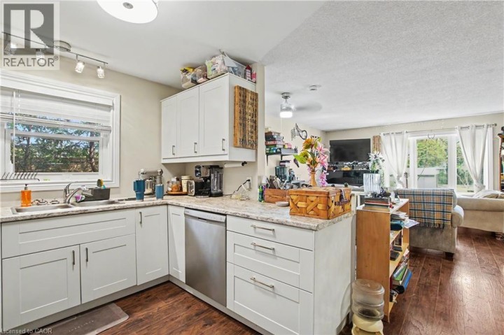Photo 31 at 241 Guelph Avenue, Blackbridge / Fisher Mills / Glenchristie / Hagey / Silver Heights, Cambridge