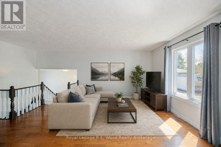 Photo 11 at 5 Kamps Crescent, Tillsonburg