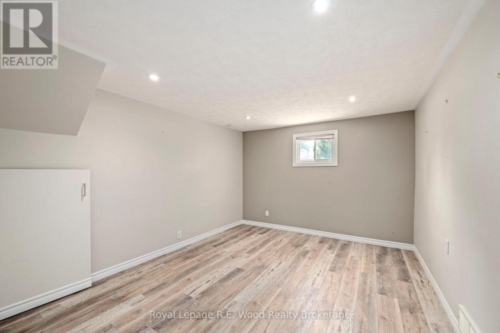 Photo 27 at 5 Kamps Crescent, Tillsonburg