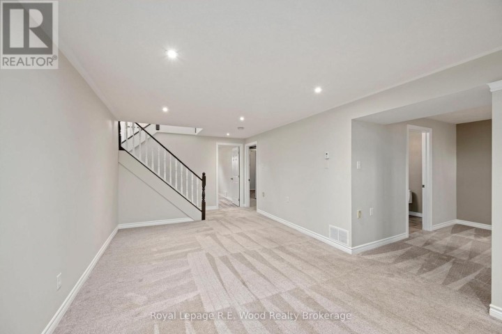Photo 35 at 5 Kamps Crescent, Tillsonburg