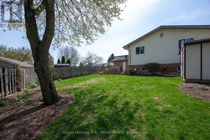 Photo 45 at 5 Kamps Crescent, Tillsonburg