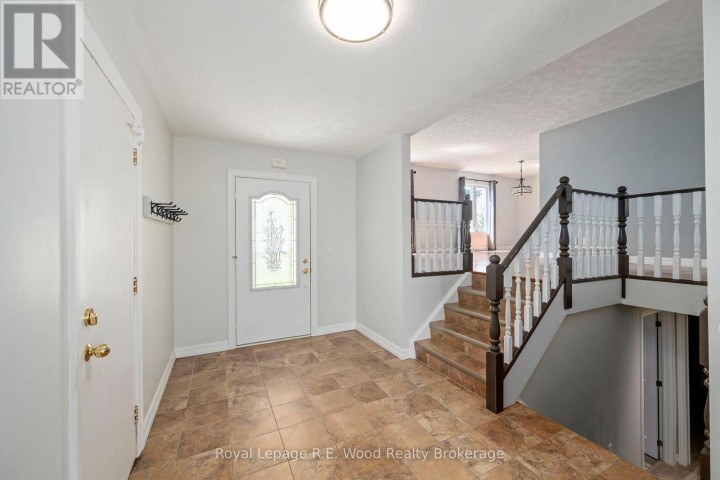 Photo 5 at 5 Kamps Crescent, Tillsonburg