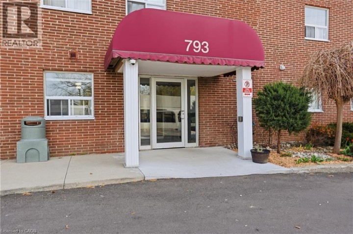 Photo 2 at 512 - 793 E Colborne Street, Echo Place, Brantford
