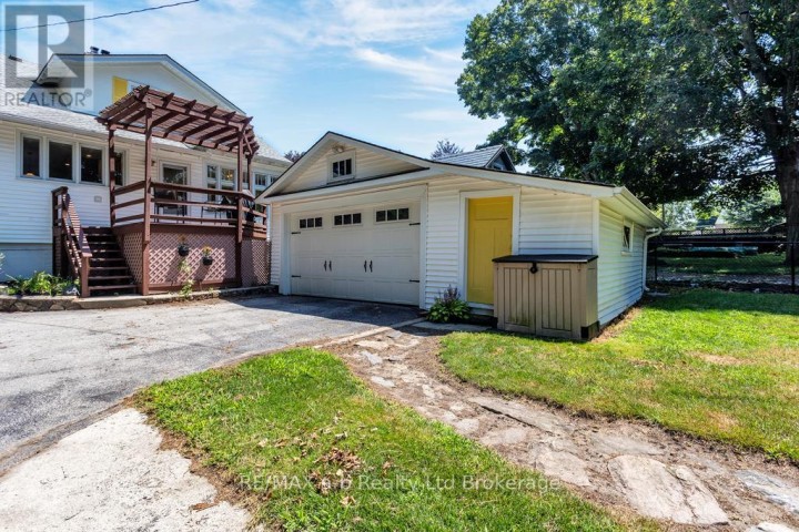 Photo 2 at 347 Broadway Street, Tillsonburg