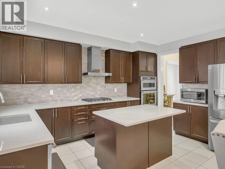 Photo 13 at 35 Wilmot Road, Empire South, Brantford
