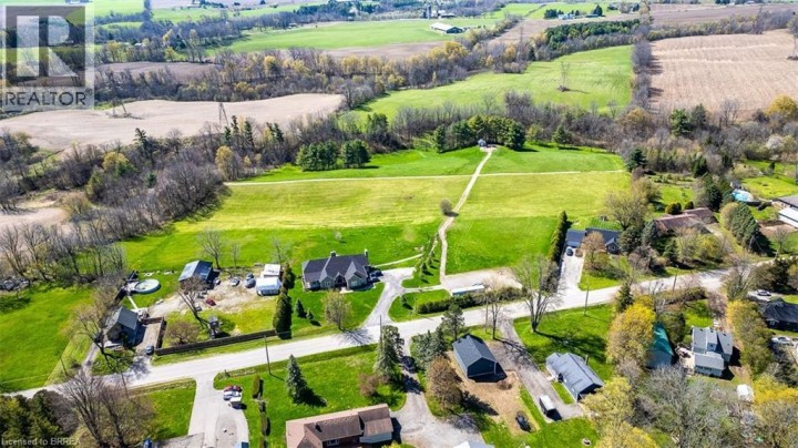 Photo 5 at 47 River Road, Sw Rural, Brantford