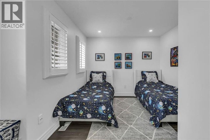 Photo 31 at 956 Banffshire Court, Huron Park, Kitchener