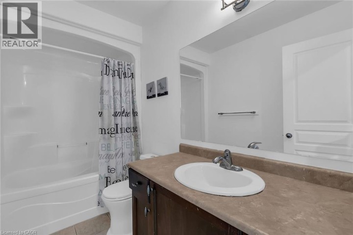 Photo 32 at 956 Banffshire Court, Huron Park, Kitchener