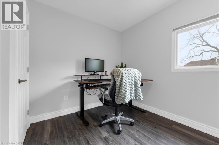 Photo 18 at 175 Wellington Street, East Ward, Brantford
