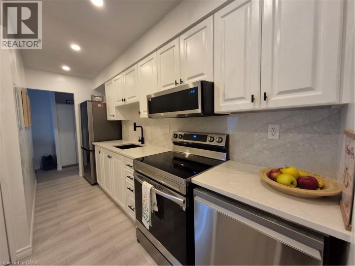 Photo 16 at 334 - 36 Hayhurst Road, Fairview / Greenbrier, Brantford