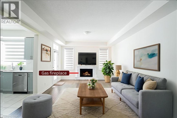 Photo 13 at 10 Georgina Street, Huron Park, Kitchener