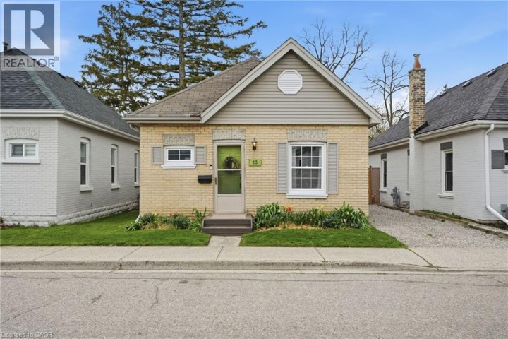 Photo 2 at 13 Gordon Street, Eagle Place East, Brantford