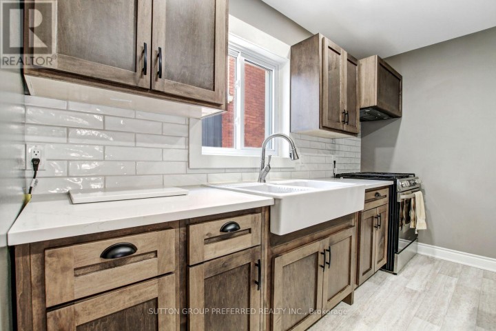Photo 10 at 123 Erie Street, St. Thomas