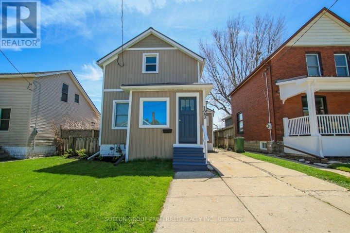 Photo 2 at 123 Erie Street, St. Thomas