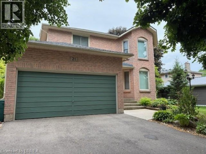 Photo 2 at 21 Garden Crescent, Innerkip (Fair Grounds), Woodstock