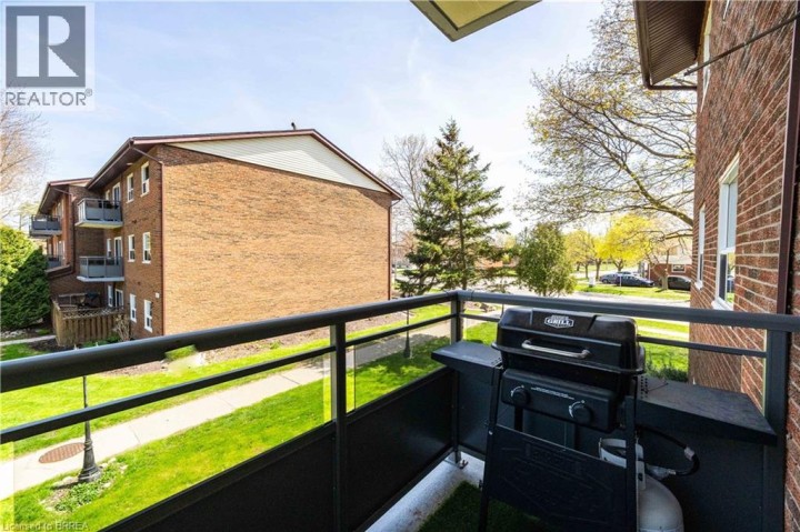 Photo 19 at 4 - 608 Grey Street, Echo Place, Brantford
