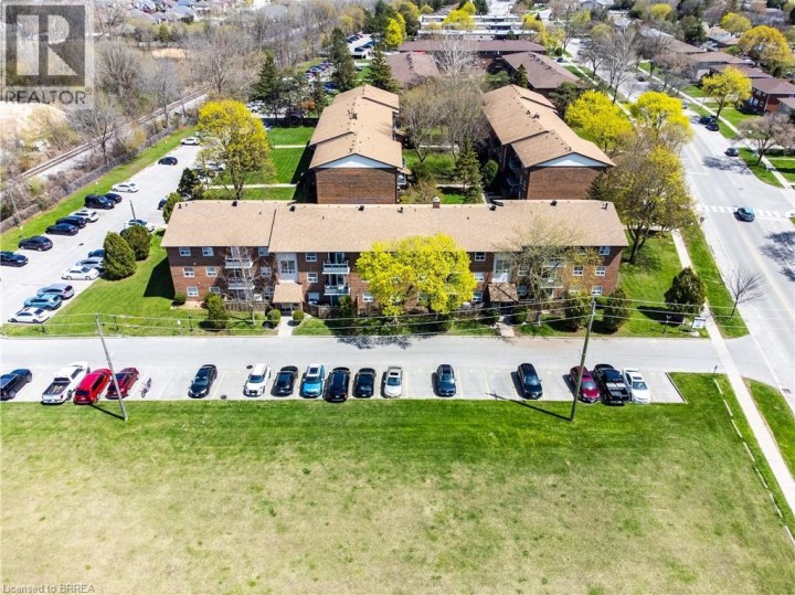 Photo 21 at 4 - 608 Grey Street, Echo Place, Brantford