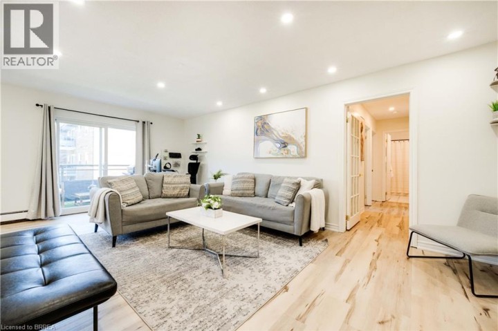 Photo 9 at 4 - 608 Grey Street, Echo Place, Brantford