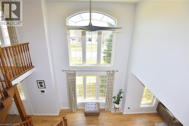 Photo 11 at 7 - 39 Panabaker Drive, Maple Lane Annex, Ancaster