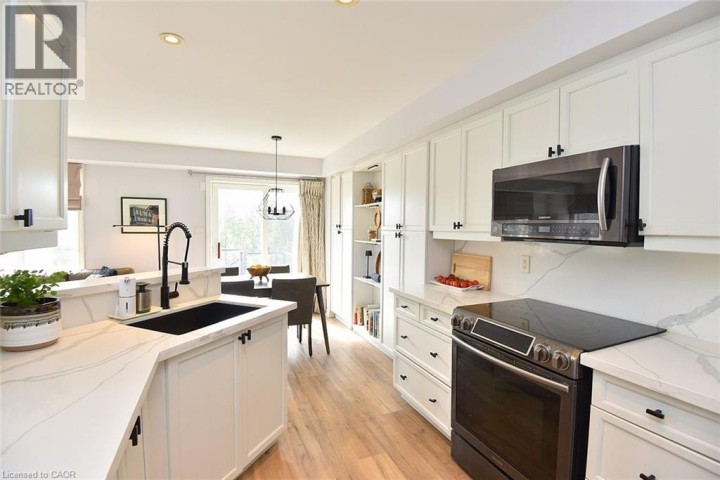 Photo 21 at 7 - 39 Panabaker Drive, Maple Lane Annex, Ancaster
