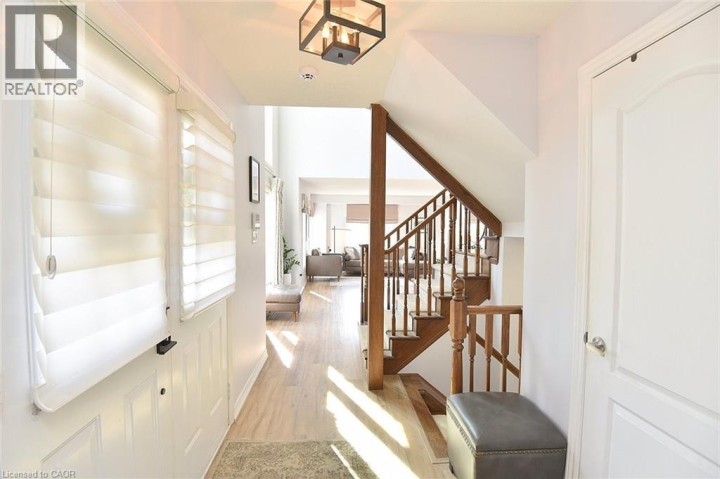 Photo 5 at 7 - 39 Panabaker Drive, Maple Lane Annex, Ancaster