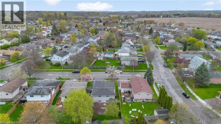 Photo 43 at 57 Coxwell Crescent, Brantwood Park, Brantford