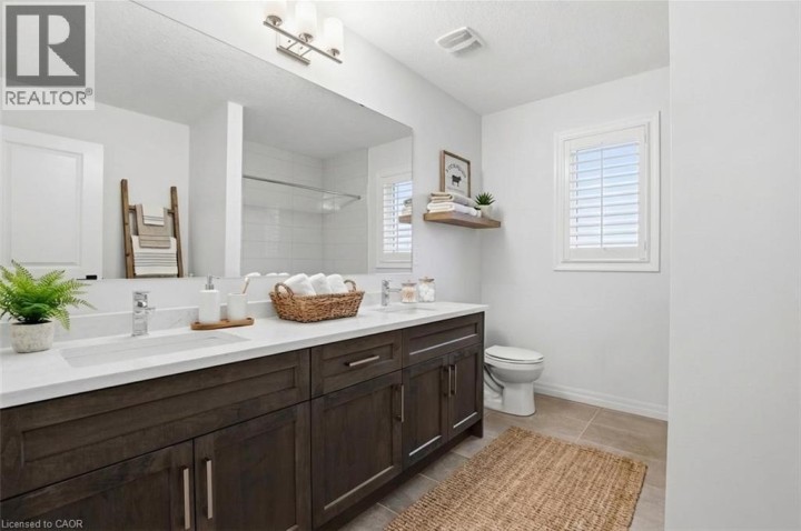 Photo 7 at 70 Quarry Park Drive, Grand River North, Kitchener