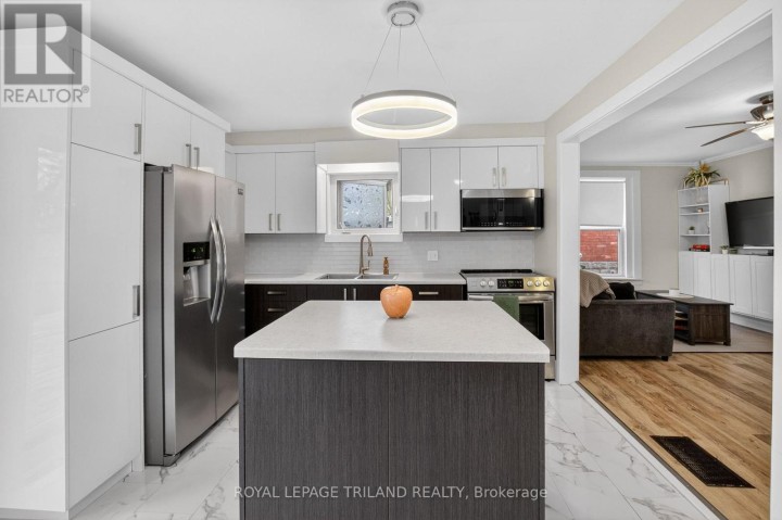 Photo 20 at 81 Locust Street, St. Thomas