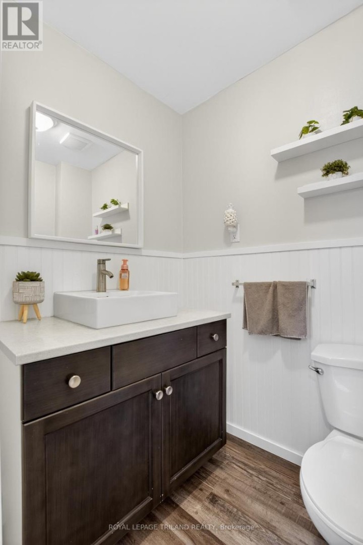 Photo 23 at 81 Locust Street, St. Thomas
