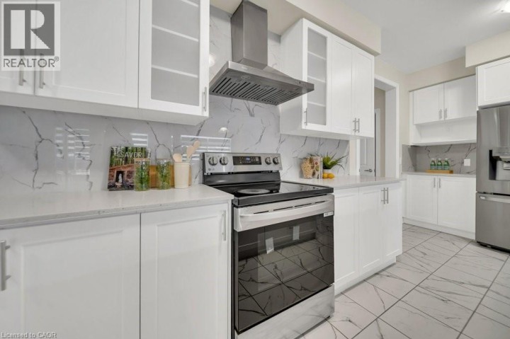 Photo 14 at 285 Broadacre Drive, Huron Park, Kitchener
