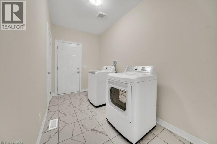 Photo 18 at 285 Broadacre Drive, Huron Park, Kitchener