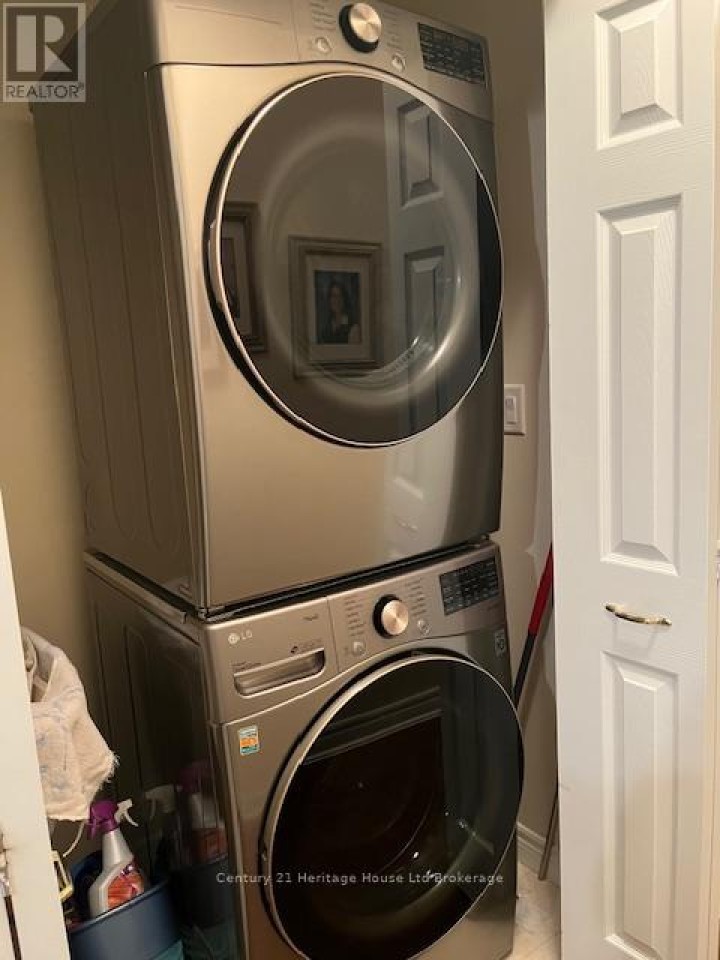 Photo 15 at 1 - 21 Balazs Court, Tillsonburg