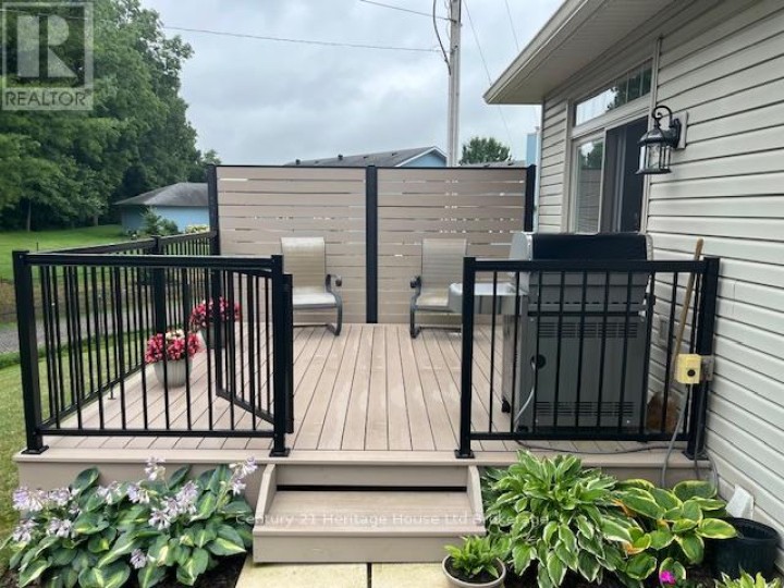 Photo 18 at 1 - 21 Balazs Court, Tillsonburg