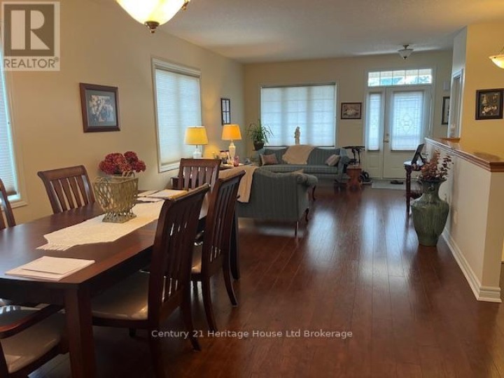 Photo 5 at 1 - 21 Balazs Court, Tillsonburg
