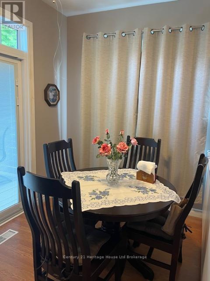 Photo 9 at 1 - 21 Balazs Court, Tillsonburg