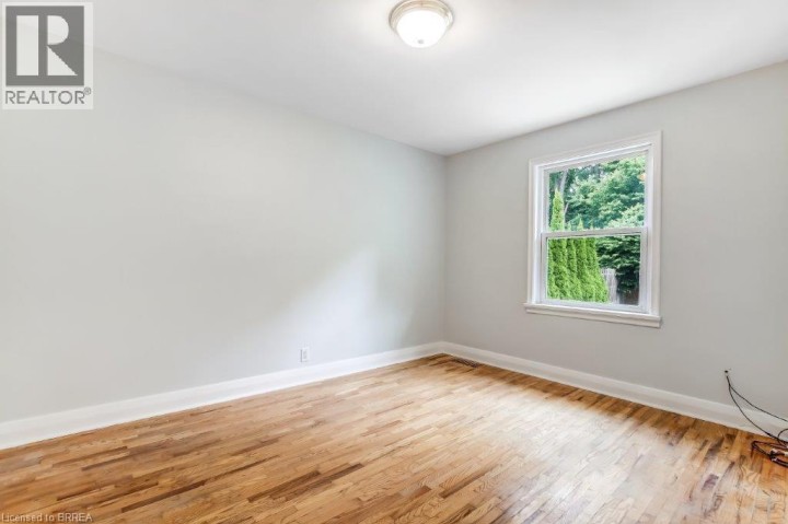 Photo 7 at 25 Henry Street, East Ward, Brantford