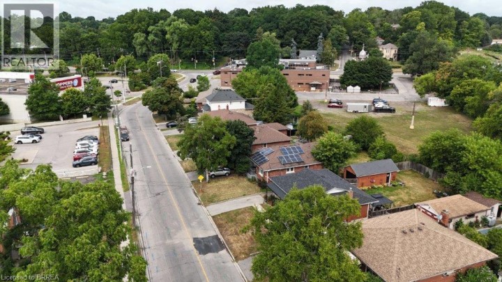 Photo 28 at 25 Henry Street, East Ward, Brantford
