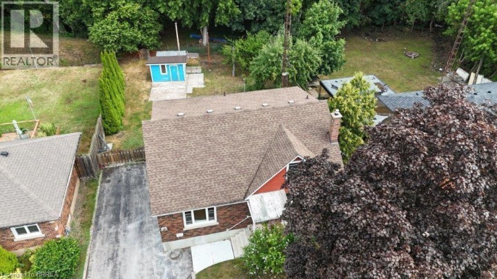 Photo 3 at 25 Henry Street, East Ward, Brantford