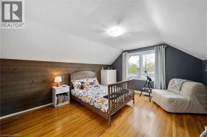 Photo 16 at 7 Northalaton Street, Queensway / Grove, Brantford