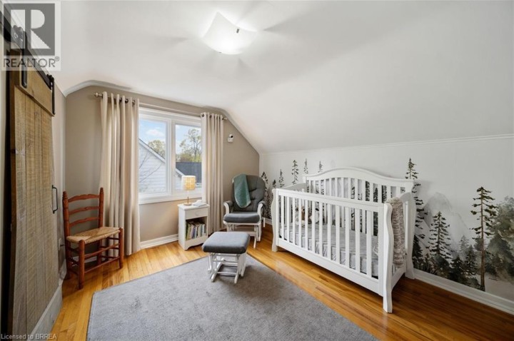 Photo 18 at 7 Northalaton Street, Queensway / Grove, Brantford