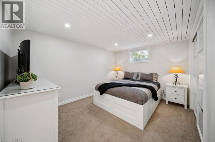Photo 21 at 7 Northalaton Street, Queensway / Grove, Brantford