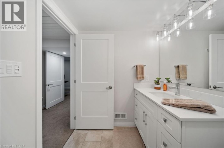 Photo 25 at 7 Northalaton Street, Queensway / Grove, Brantford