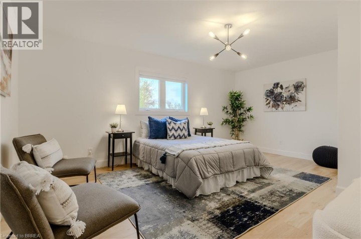 Photo 25 at 37 Barnes Avenue, Queensway / Grove, Brantford