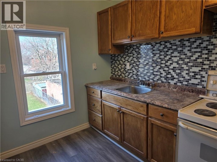 Photo 19 at 182 Marlborough Street, East Ward, Brantford