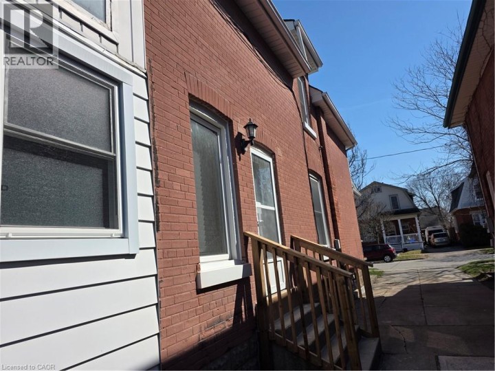 Photo 2 at 182 Marlborough Street, East Ward, Brantford