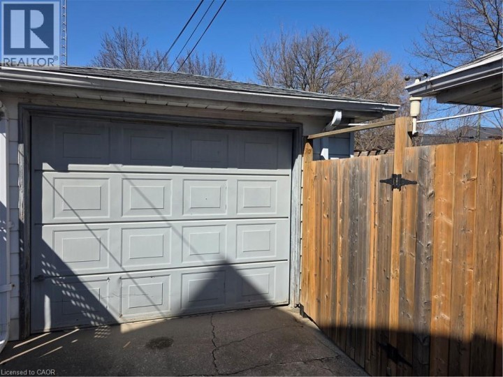 Photo 26 at 182 Marlborough Street, East Ward, Brantford